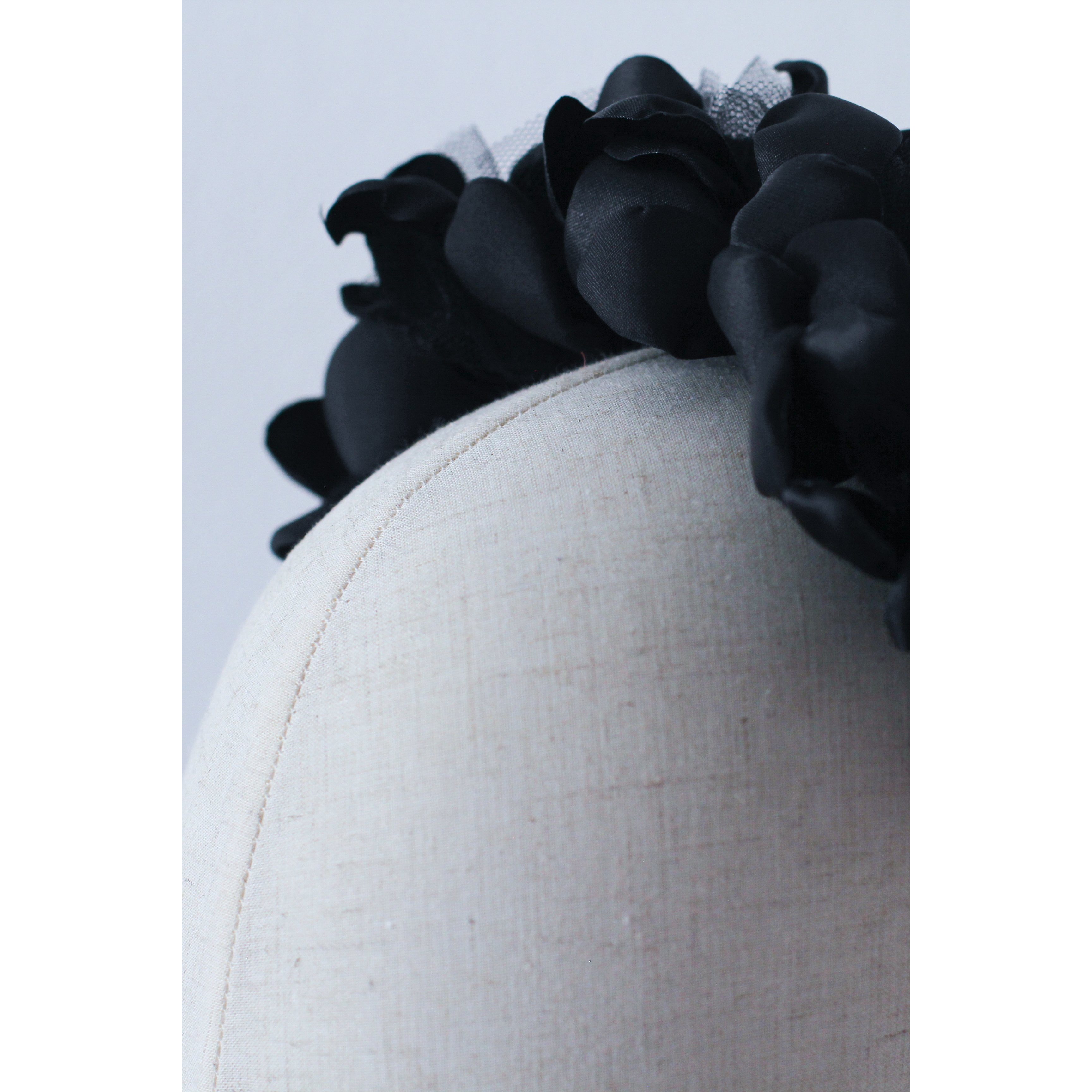 Diadema de Pétalos - Negro