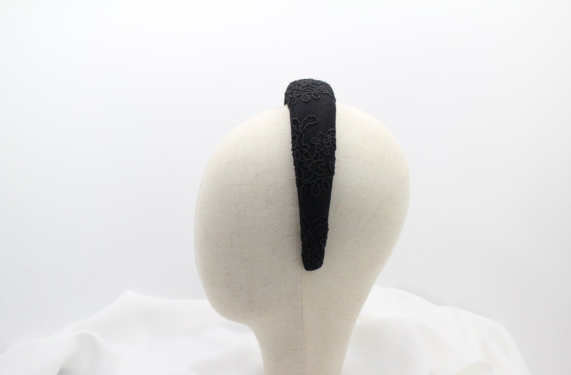 Diadema Volumen Bordados - Negro