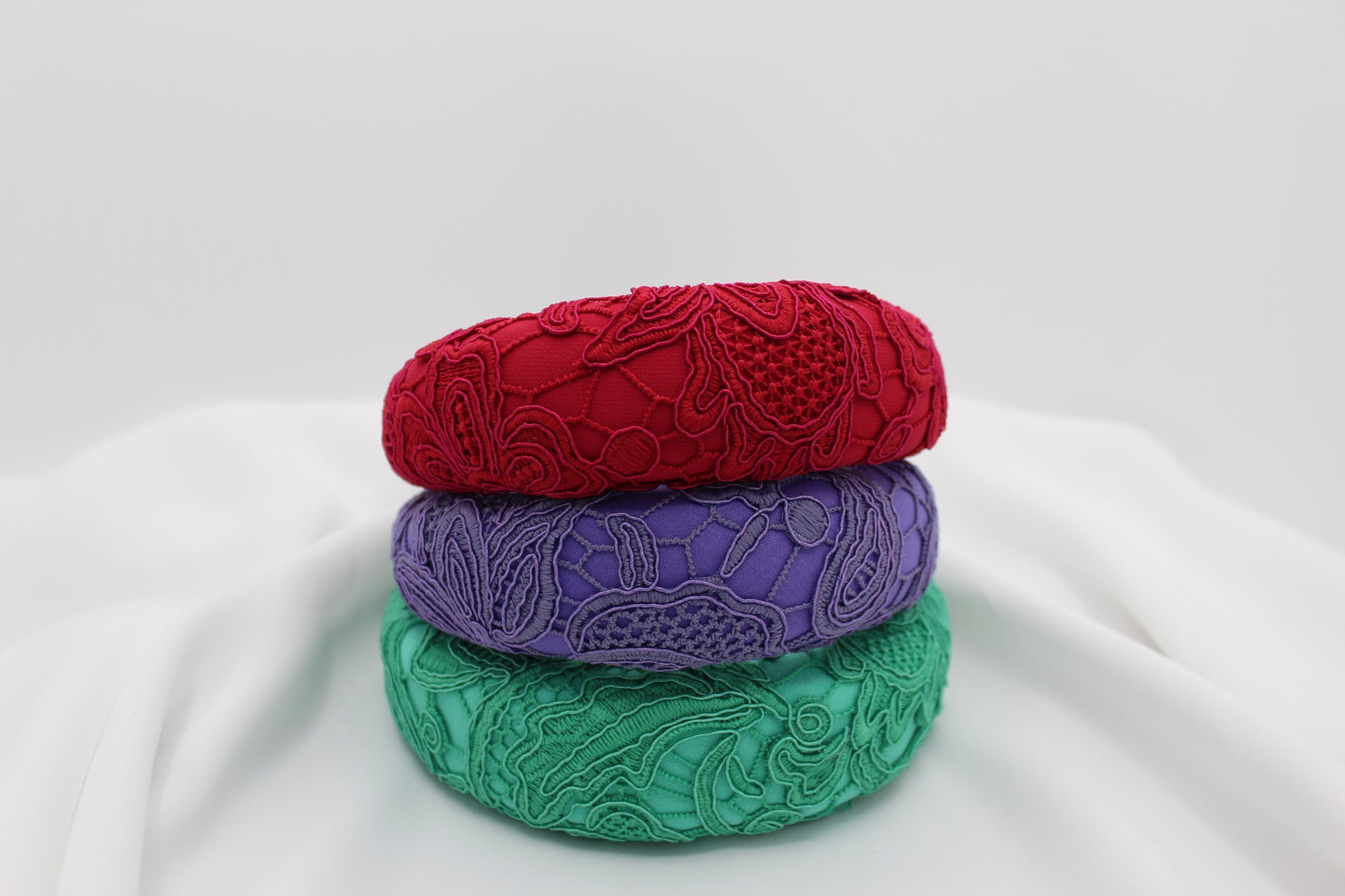 Diadema Volumen Bordados - Roja