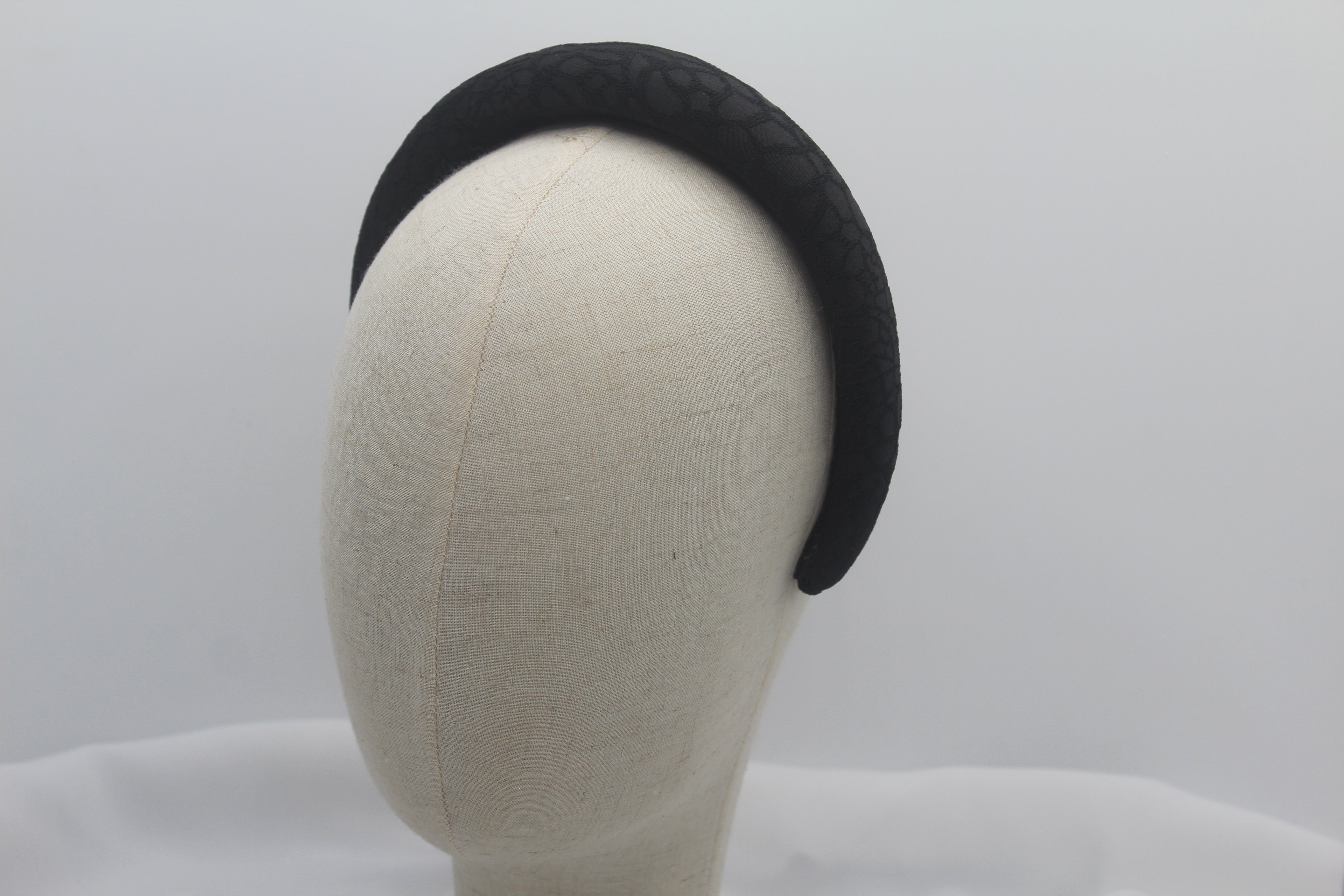 Diadema con Volumen - Brocados negro Jacquard