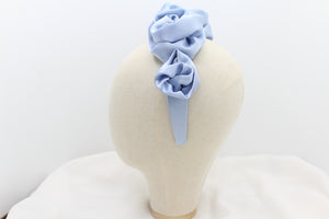 Diadema flores satén - azul claro