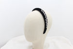 Cargar imagen en el visor de la galería, Diadema con Volumen - Terciopelo negro con brillantes

